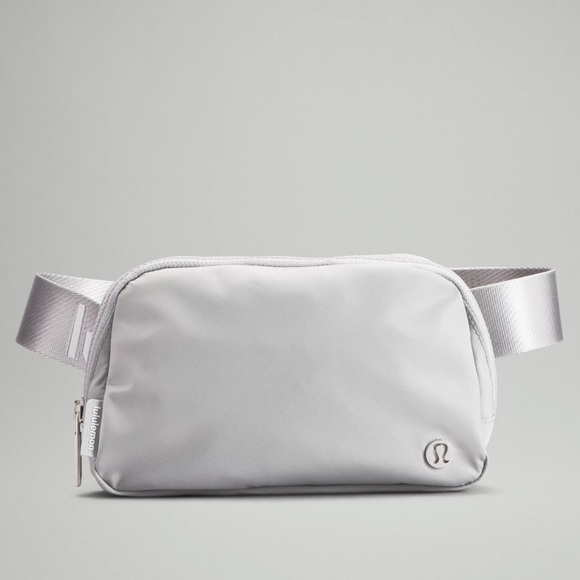 lululemon athletica Handbags - lululemon everywhere belt bag 🤍